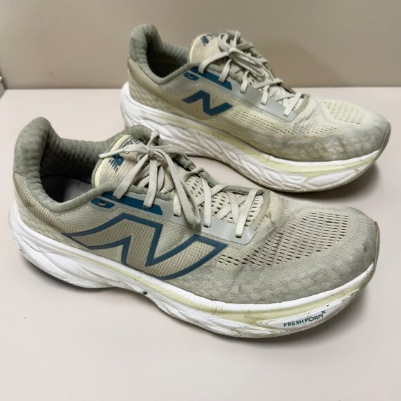 New Balance Fresh Foam X 1080 v14 Size 14 Running Shoes Pale Moss / New Spruce - Picture 3 of 11